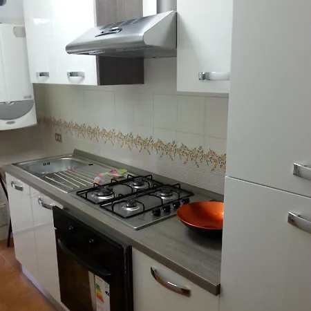 Con Terrazzone A Pochi Passi Dal Mare * Tortoreto